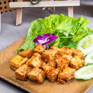 Đậu hũ sốt mắm tỏi ớt